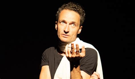 Cet historien raconte la drague gay dans les toilettes publiques du vieux Lille têtu