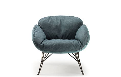 Дизайнерское кресло для отдыха Das Armchair купить в Санкт-Петербурге ...