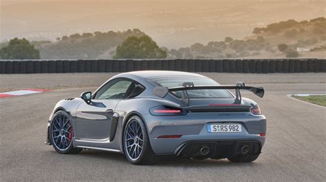 Chassis The New Porsche 718 Cayman GT4 RS