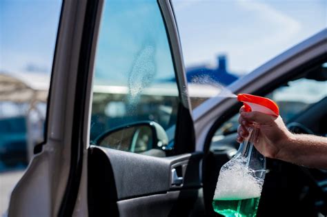 How To Clean Tinted Windows For Streak Free Shine