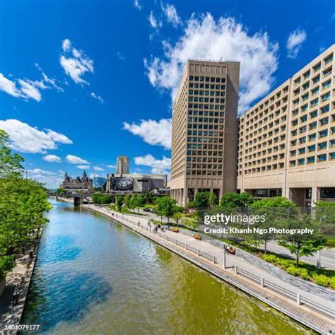 Downtown Toronto Ontario Photos And Premium High Res Pictures Getty