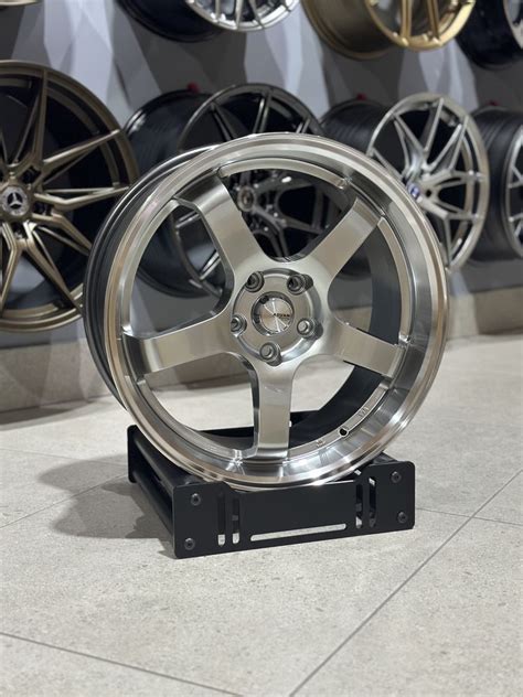 Нові диски R18 5x112 VW Golf GTI 7 Passat Jetta AUDI A4 A5 A6 Advan ...
