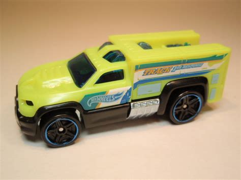 Hot Wheels Rescue Duty