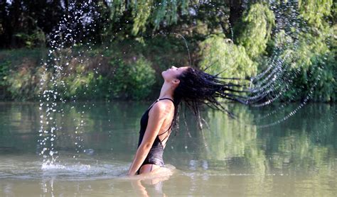 Girl Swimsuit Water Brunette Sensual Water One Woman Only Free Image Peakpx