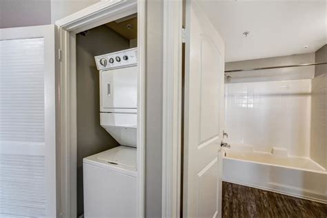 Stadium House Apartments Apartments In Anaheim Ca Westside Rentals