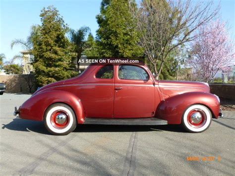Ford Deluxe Coupe Hot Rod