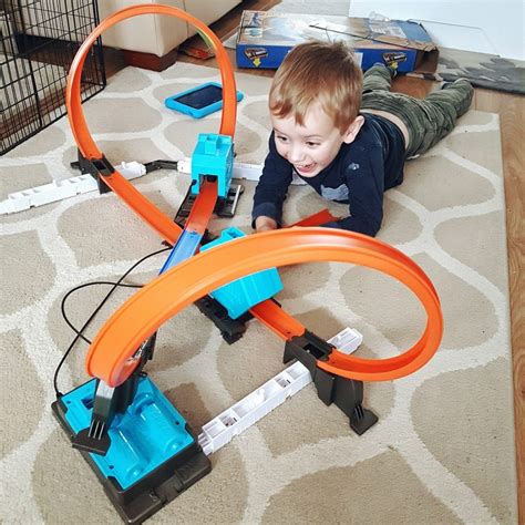 Giveaway Hot Wheels Track Builder System Someone S Mum
