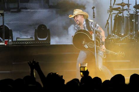 CONCERT REVIEW: Jason Aldean is country consistency | STAR 102.5