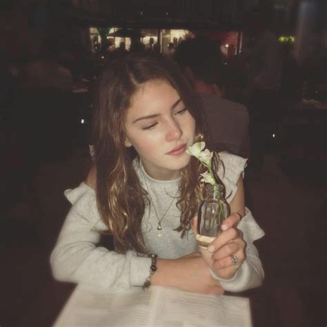 50 Hot And Sexy Carolyn Dodd Photos 12thBLOG