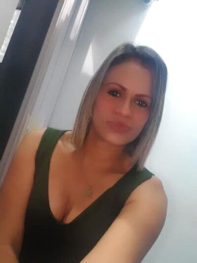 Dalia Stripchat Webcam Model Profile Free Live Sex Show Cam4Joy