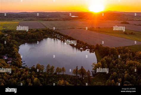 See Treuer Nachbarsteich Harzgerode Straßberg Stock Photo - Alamy