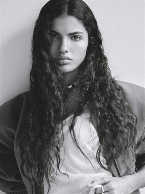 10 Hot Sexy Keilani Randall Bikini Pics