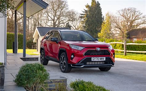 Why We Love The 2021 Toyota RAV4 Plug-In Hybrid | Vertu Motors