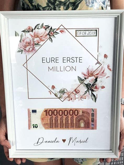 50 идей как оригинально подарить деньги на свадьбу