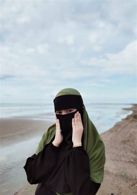 Pin Oleh Asri Di Muslimah Gaya Hijab Gaya Jilbab Mode Wanita