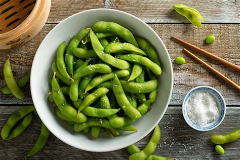 Эдамаме: что это такое, польза и вред, как приготовить