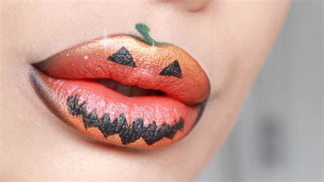 Getting Ready Cool Halloween Lip Art To Inspire You