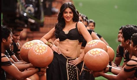 Popular Cine South Actress Shruti Hassan Hot HD Photos