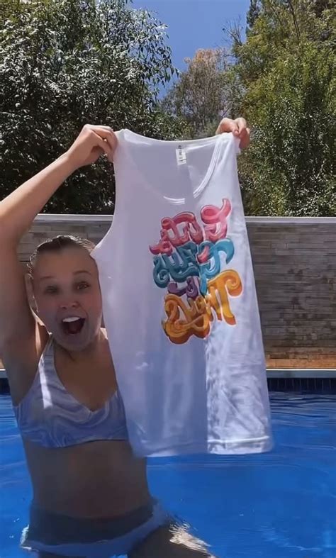 JoJo Siwa Slays In A Bikini See Pictures Of Her Best Swimsuit Moments So Far