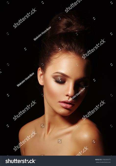Elegant Portrait Sexy Appealing Naked Brunette Stock Photo Shutterstock