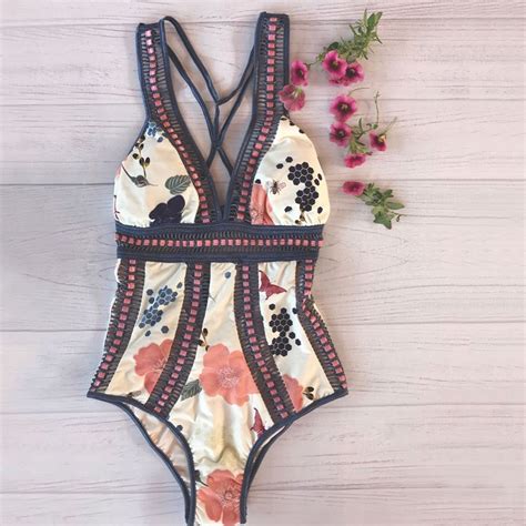 Weiß geblühmter Luxus Badeanzug Magnetic Op Honey Bikini BRASIL Shop