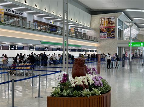 high hourly wage yen okinawa naha airportairport ground staff