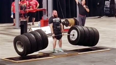 Oleksii Novikov Sets A 1 210 Lb Hummer Tire Deadlift World Record At The 2022 Shaw Classic