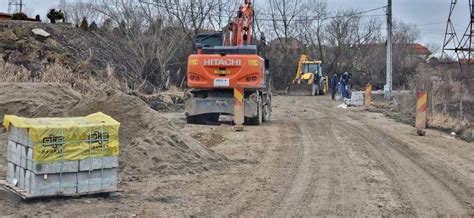 Prim Ria C Mpia Turzii Strada Livezii De La C Mp La Arter De