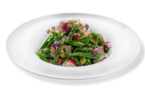 Chřestový salát s ředkvičkou - EliteGourmet
