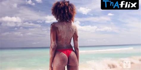 Karolina Benefield Breasts Bikini Scene In Playboy Magazine Poland Tnaflix