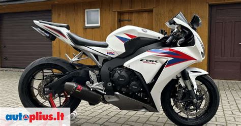 Honda Cbr Cc Sportiniai Superbikes M A