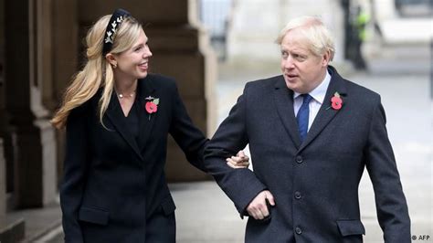 Uk Pm Boris Johnson Wife Announce Birth Of Second Child News Dw