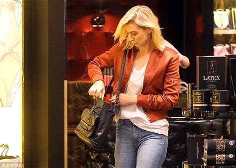 The Bachelor S Alex Nation Shops For Lingerie In Sydney Daily Mail Online