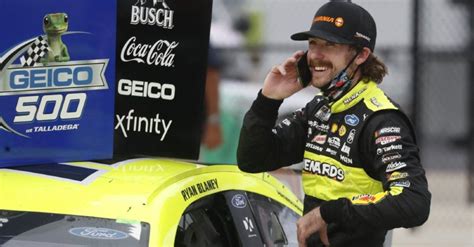 Ryan Blaney Wins at Talladega in Wreck-Filled Photo Finish - alt_driver