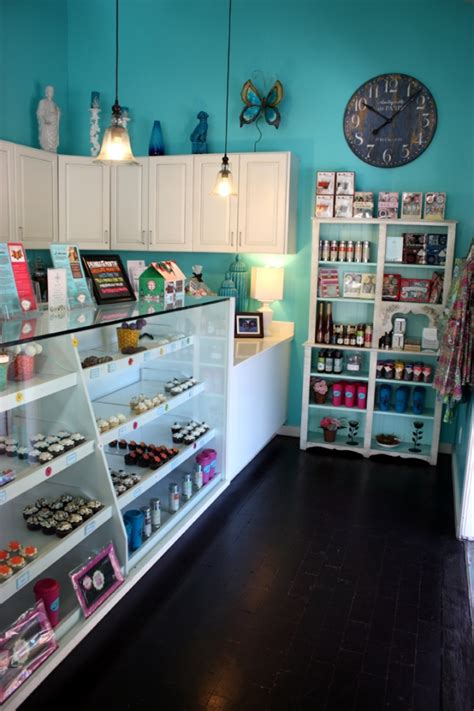 Frosted Robin Cupcake Cafe Adorable Home