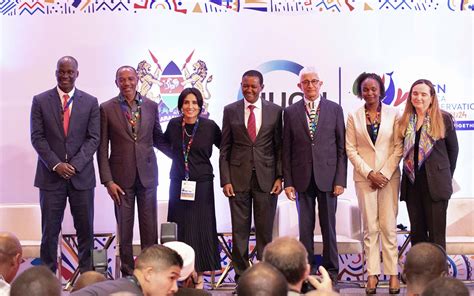 la sra razan khalifa al mubarak aboga por esfuerzos de conservacion