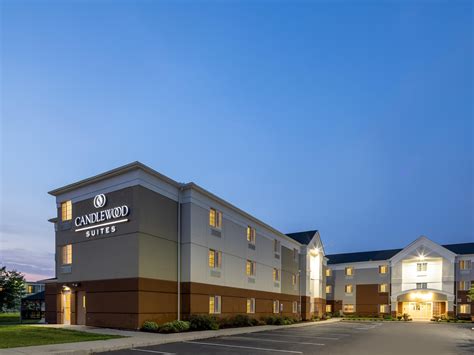 Hotel in Windsor, CT near Hartford | Candlewood Suites Windsor Locks