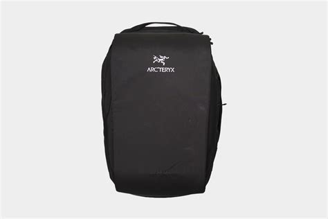 Arc’teryx Blade 28 Travel Backpack | Review: 7.5/10 | Pack Hacker