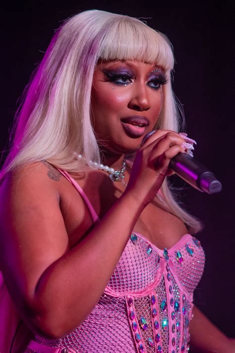 Trendsetters predict the global dominance of the updated afro mullet 9