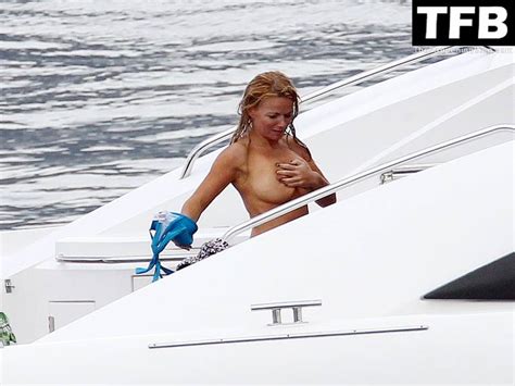 Geri Halliwell GeriHalliwell Therealgerihalliwell Nude OnlyFans Photo The Fappening Plus
