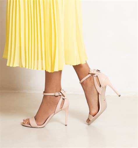 Nerogiardini Nude Usnjeni Salonarji