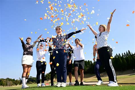 3度目の4打差逆転 青木瀬令奈『最大の敵は私』｜jlpga｜日本女子プロゴルフ協会