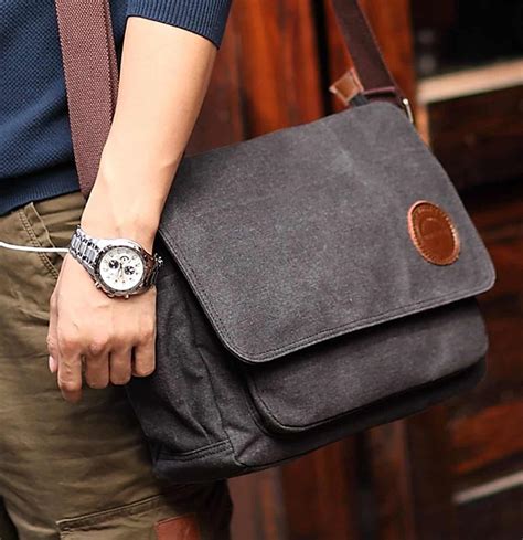 Best Comfortable Messenger Bags - Hunter Games Magazine