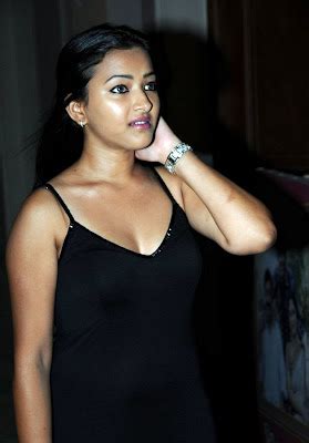Tollywood Actress Photos Swetha Basu Prasad Hot Photos