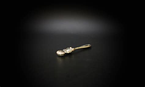 Детская погремушка Девочка. Фото. Описание. Цена лота. Купить