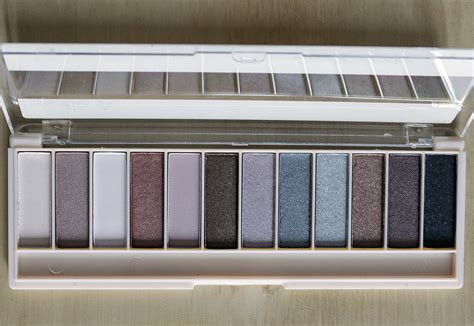 Behind My Makeup Lovely Nude Make Up Kit Paletta