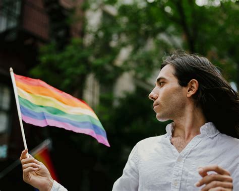 200 Gay Pictures Wallpapers