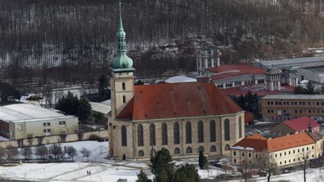 Kostel Nanebevzetí Panny Marie Most Kam se vydat cz