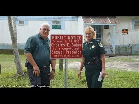 FL Sex Offenders Now Have Warning Signs On Their Homes YouTube