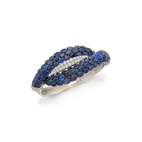 A Rare Sapphire and Diamond Bracelet France 梵克雅寶 藍寶石配鑽石手鏈法國